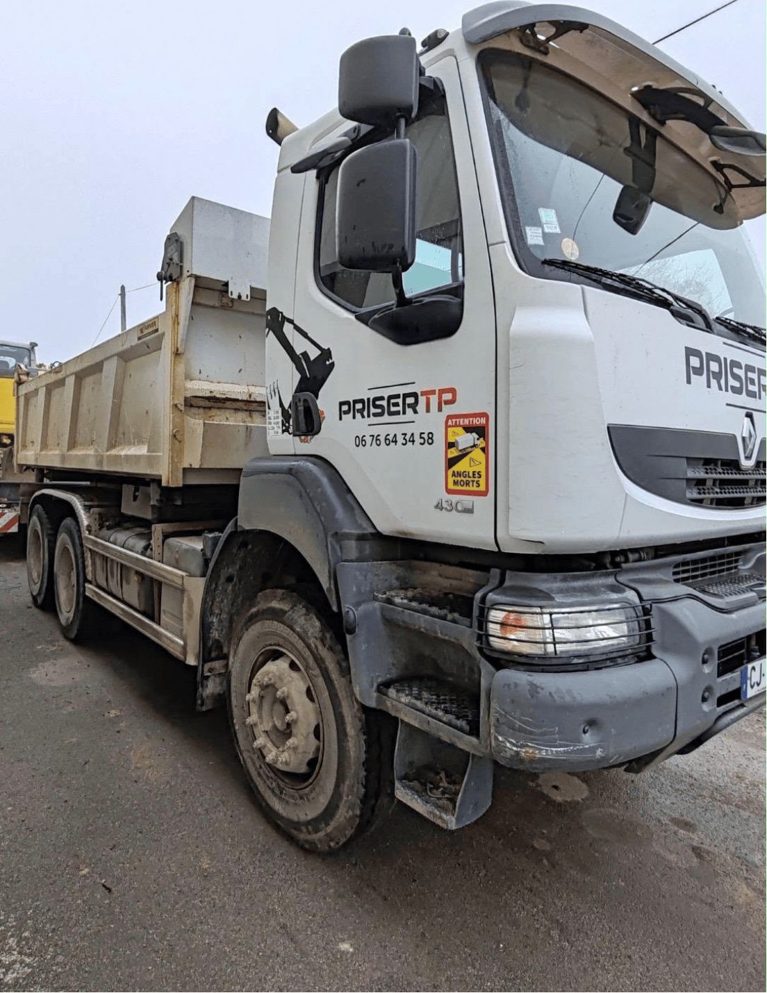 camion benne 6x4 — photo 2